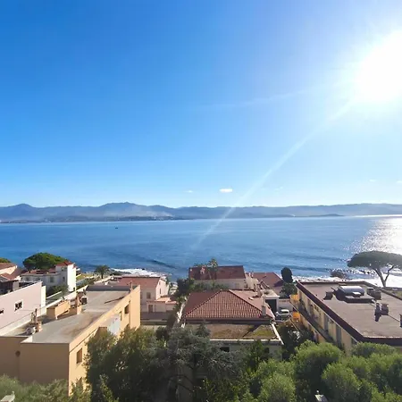 Beautiful T4 With A View Of The Gulf D'ajaccio Apartment *